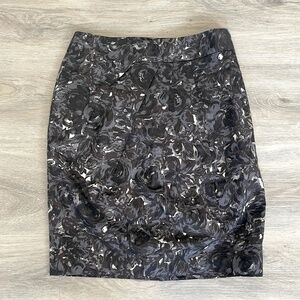 Loft Gray Floral Pencil Short Skirt